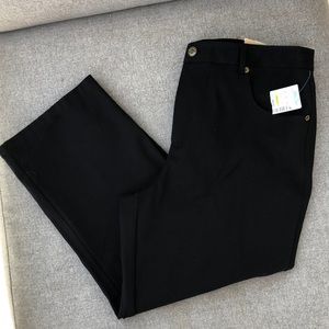 NWT! - PECK & PECK Weekend ‘Elizabeth Fit’ Crop Pants